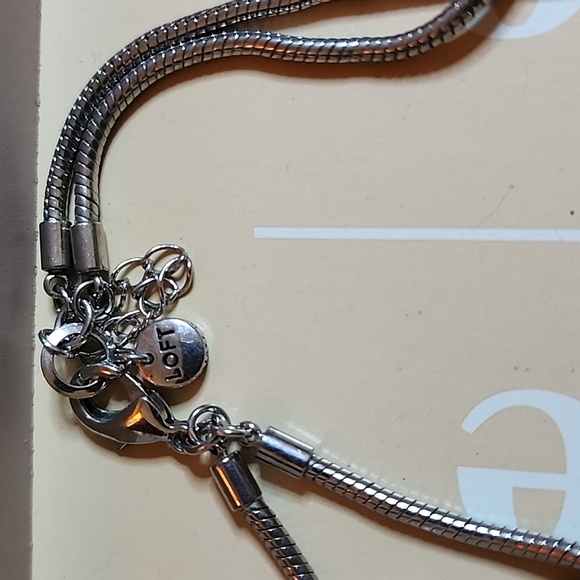 Loft Ann Taylor double chained necklace. - Picture 2 of 3